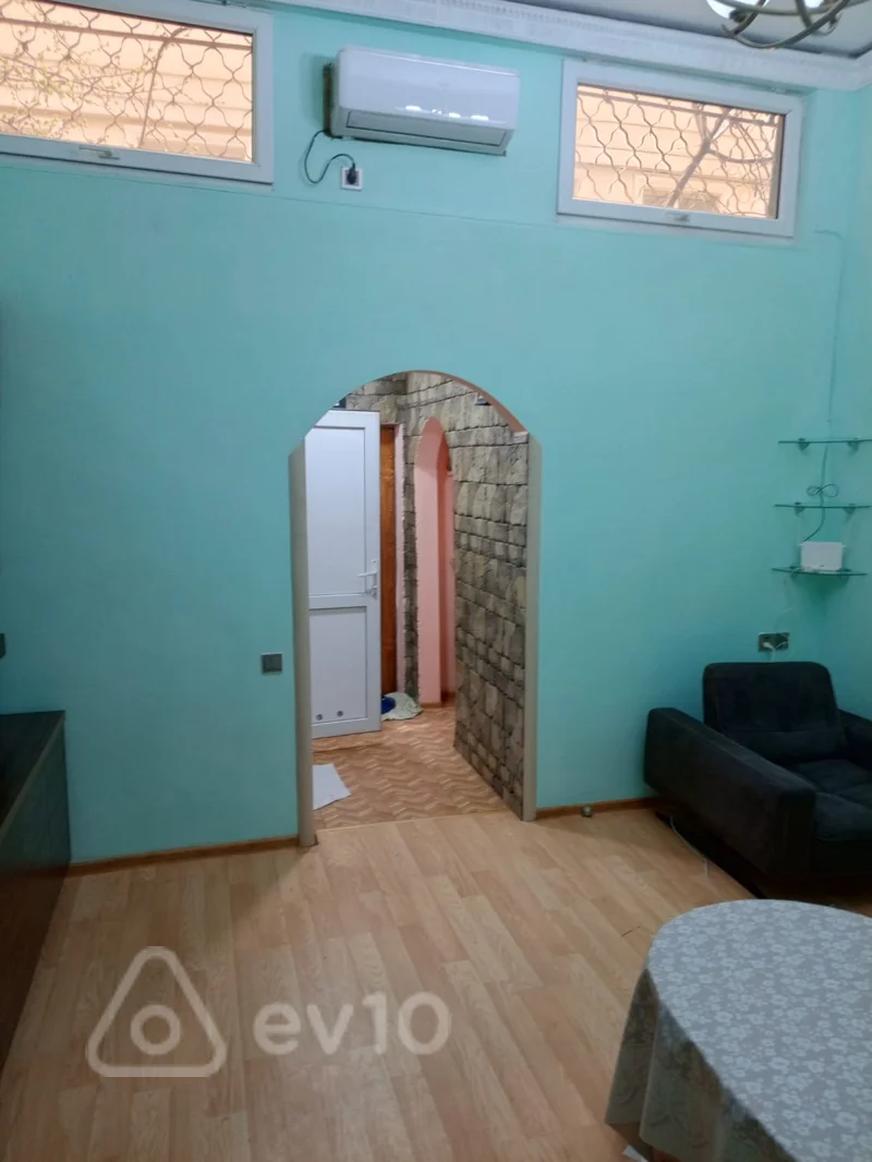2 otaqlı həyət evi, 51 m², Nizami metrosu — kirayə — Ev, villa, Bakı (9)