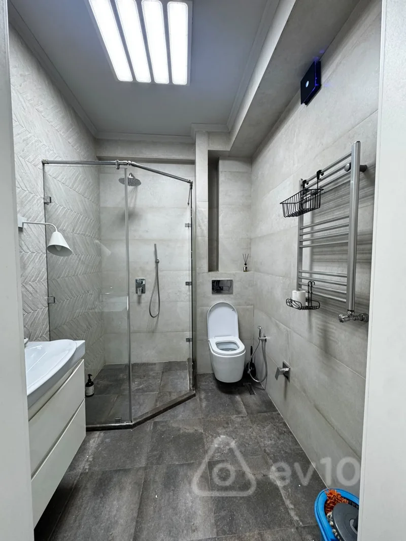 2 otaqlı mənzil, 68 m², Nəcəfqulu Rəfiyev küçəsi — kirayə — Mənzil, Bakı (11)