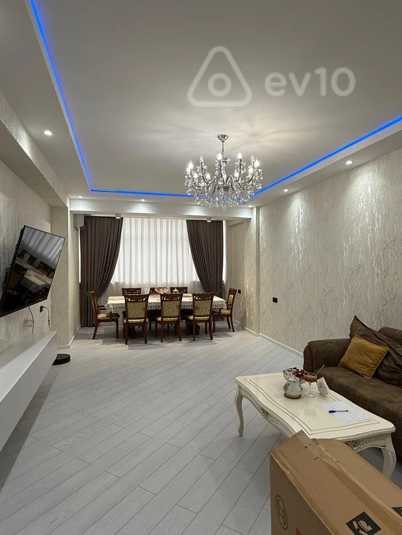 4 otaqlı mənzil, 135 m², Həzi Aslanov metrosu — Bakı