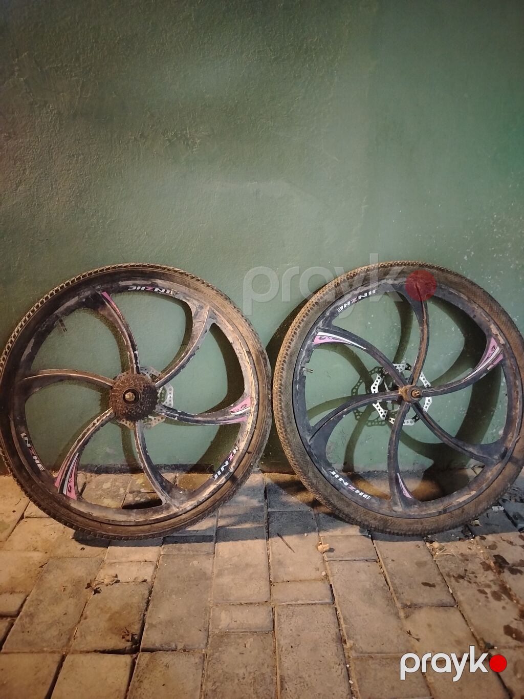Velosiped üçün 26" magnezium/alüminium təkər cütü - Ölçü: 26" x — Ehtiyat hissələri və aksesuarlar, Digah (2)