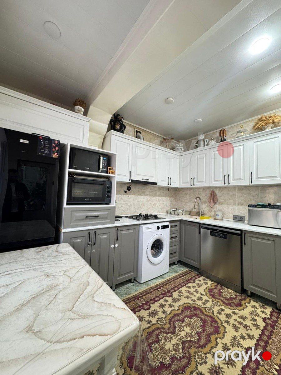 Satılır 4 otaqlı köhnə tikili 110 m² — Mənzil, Bakı (12)