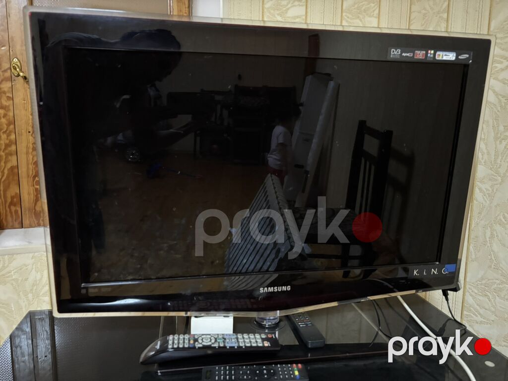 Samsung LCD televizor + şüşə TV stendi Real alıcıya endirim olacaq — Televizorlar, Bakı (3)