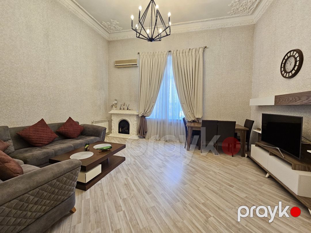 2-otaqlı mənzil kirayə verilir, İstiqlaliyyət küç., 102 m² — Mənzil, Bakı (2)