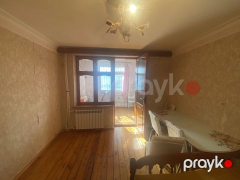 Satılır 2 otaqlı köhnə tikili 50 m² — Bakı