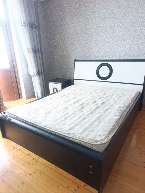 Taxt ve tumba birlikde 180 Azn. Matras var. Baza yoxdur. olchu — Min bir xirdavat dunyasi — Мебель