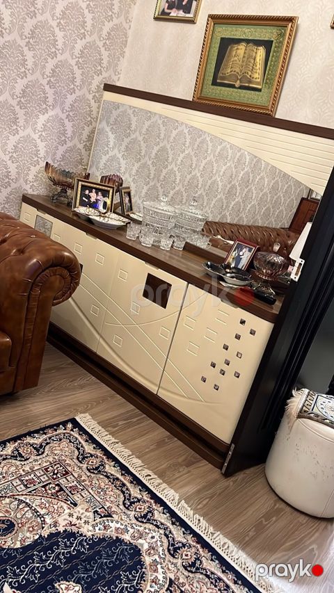 Güzgü Döşəmə üstü — Bakı