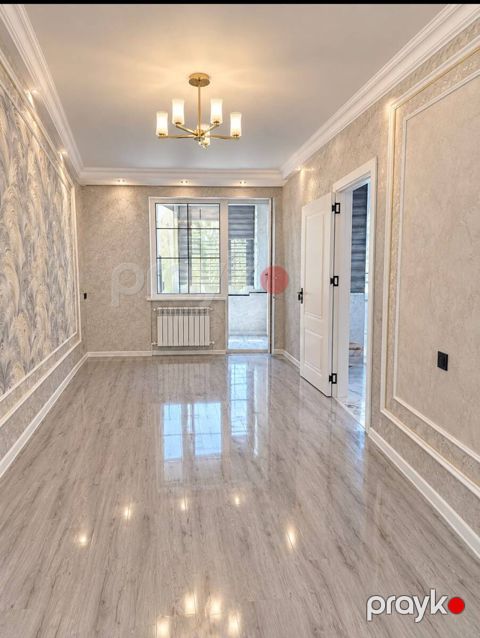 Satılır 2 otaqlı köhnə tikili 58 m² — Bakı