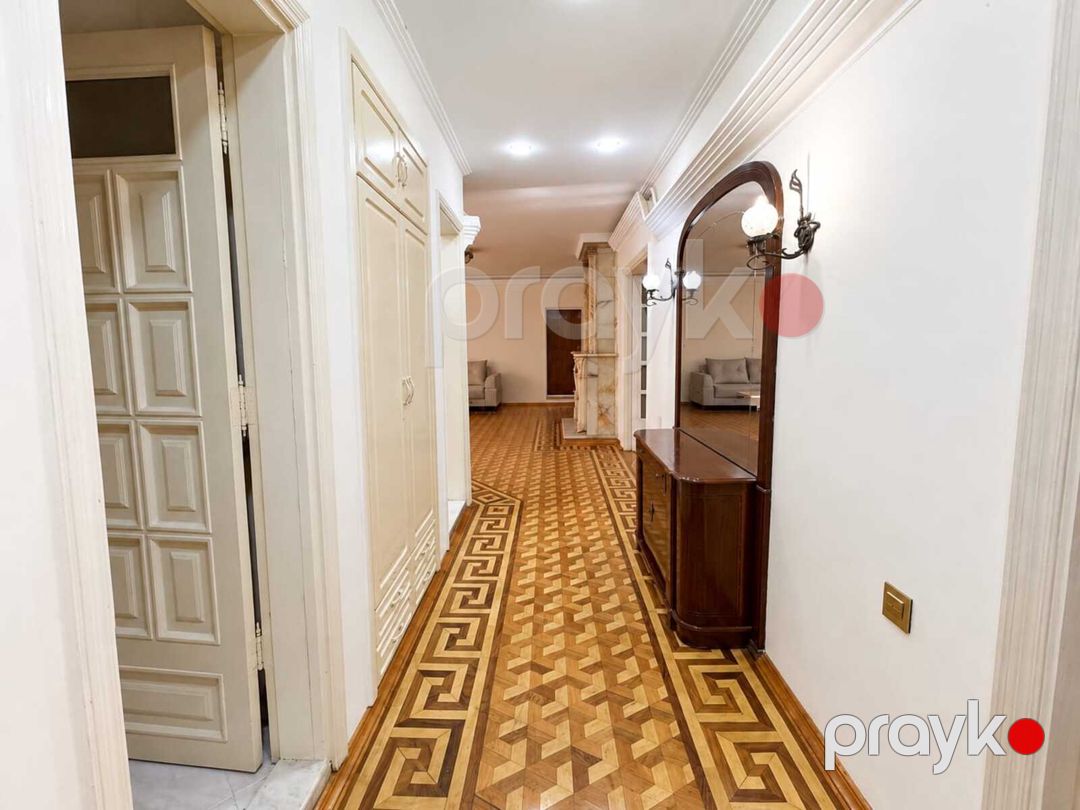 Satılır 5 otaqlı köhnə tikili 150 m² — Mənzil, Bakı (7)