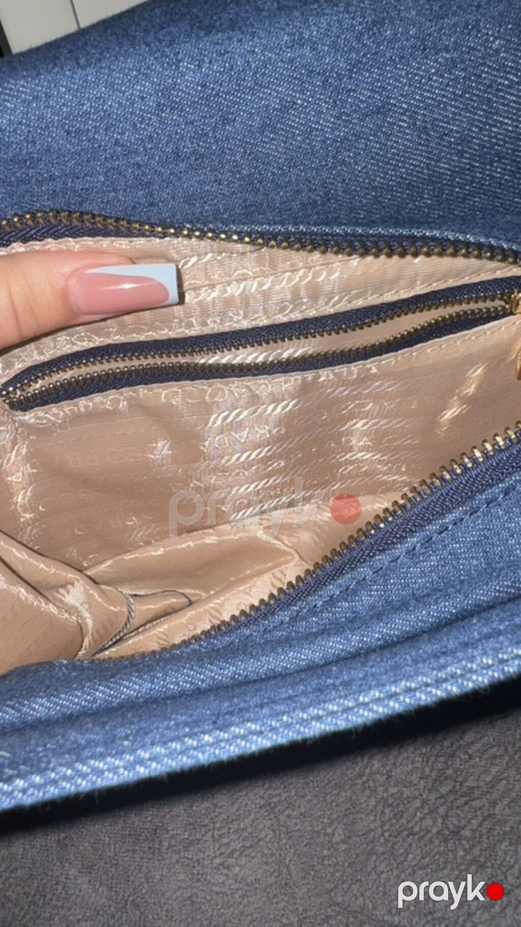 Orginal Prada çiyin çantası 1200€ alınıb endirim olunacaq - Material — Çantalar, çamadanlar, cüzdanlar, Bakı (4)