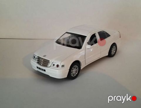 Maket maşın dəsti – 2 ədəd 1) Ağ sedan maketi - Realistik detal — Bakı