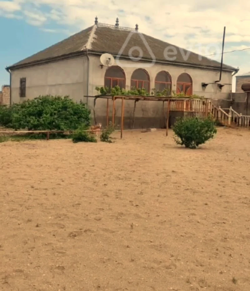 4 otaqlı həyət evi, 135 m², Zirə qəsəbəsi — Ev, villa, Bakı (2)