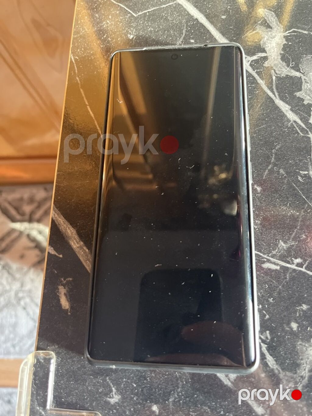 Telfonun platasi yandigini deyib usta — Qoruyucu plivelər, Bakı (2)