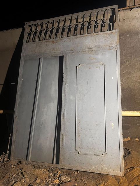 Darvaza 400/290sm 550azn Bine atciliq 8080 leli — Digah