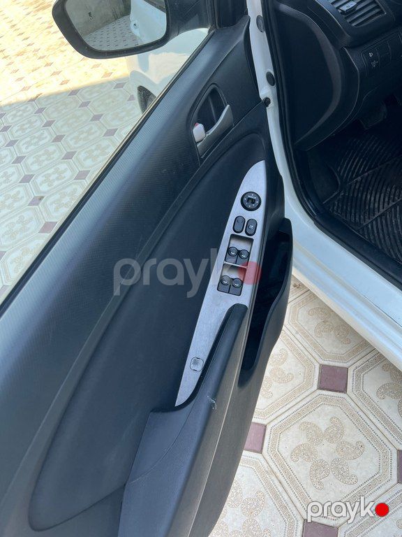 Hyundai Accent, 1.6 L, 2014 il, 280 232 km — Avtomobillər, Bakı (12)