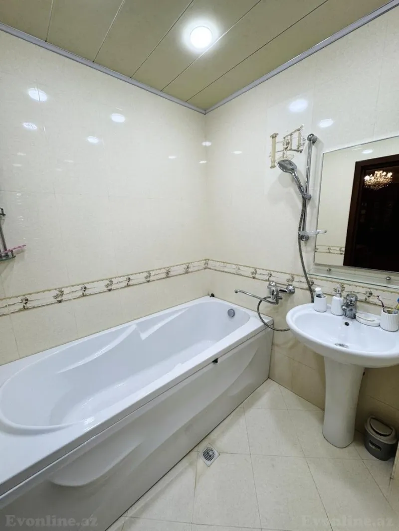 Satılır 4 otaqlı Mənzil Yeni tikili 145 m² Bakı, Yasamal r., 20 Yanvar m — Mənzil, Bakı (4)