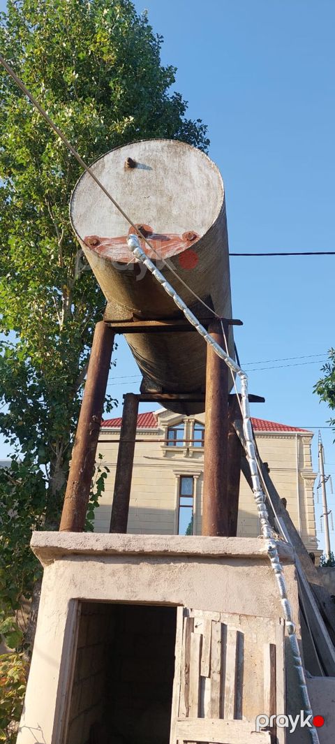 Bak, Metal, 3500 l l, İşlənmiş