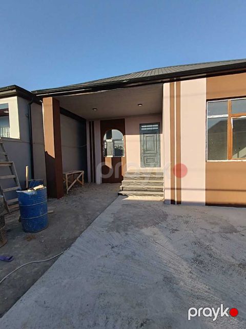 Satılır 3 otaqlı həyət evi/bağ evi 110 m² — Bakı