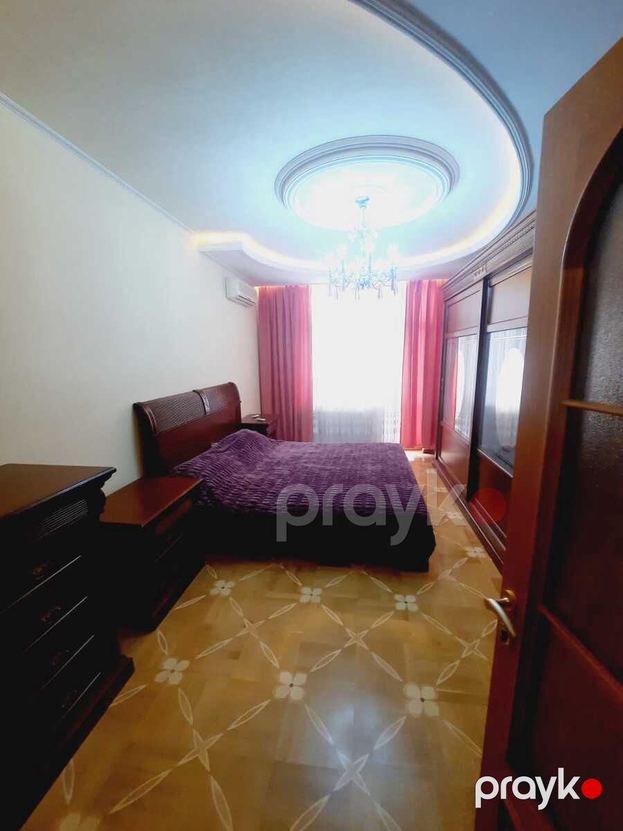 Satılır 8 otaqlı köhnə tikili 427.6 m² — Mənzil, Bakı (9)
