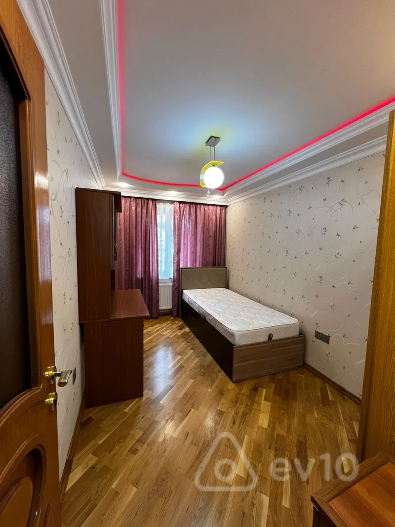 3 otaqlı mənzil, 72 m², Xalqlar metrosu — kirayə — Mənzil, Bakı (4)