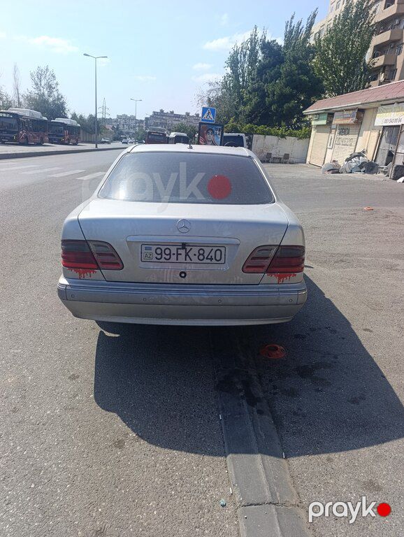 Mercedes E 220, 2.2 L, 2001 il, 486 800 km — Avtomobillər, Bakı (4)