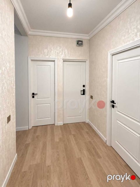 Satılır 2 otaqlı köhnə tikili 65 m² — Bakı