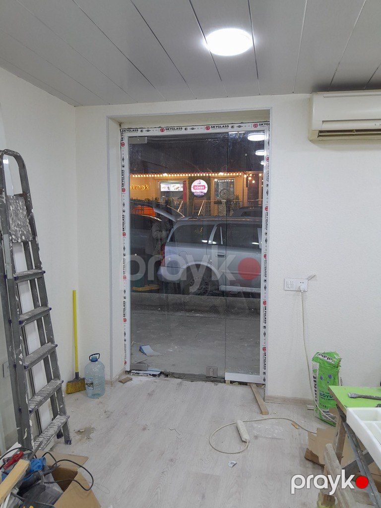 Şüşə qapıların təmiri — Təmir və inşaat, Bakı (2)