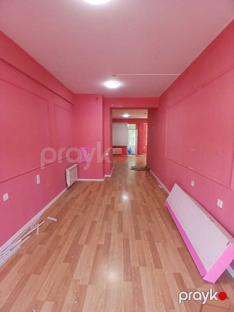 İcarəyə verilir obyekt 61 m² — Bakı