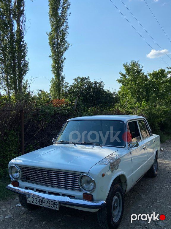 Lada (VAZ) 21011, 1.3 L, 1985 il, 100 000 km — Avtomobillər, Şəki (9)