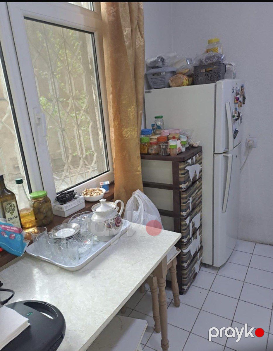 Satılır 2 otaqlı köhnə tikili 65 m² — Mənzil, Bakı (10)