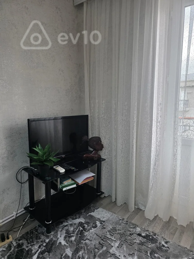 2 otaqlı mənzil, 50 m², Rixard Zorge küçəsi — kirayə — Mənzil, Bakı (8)