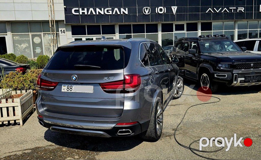 BMW X5, 2.0 L, 9.2 kWh, 2017 il, 200 200 km — Avtomobillər, Bakı (2)