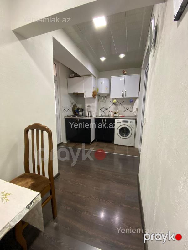 Satılır 5 otaqlı Bina evi menzil (Köhnə tikili), 100 m², Xətai rayonu — Mənzil, Bakı (11)
