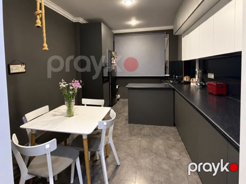Satılır 3 otaqlı köhnə tikili 85 m² — Bakı