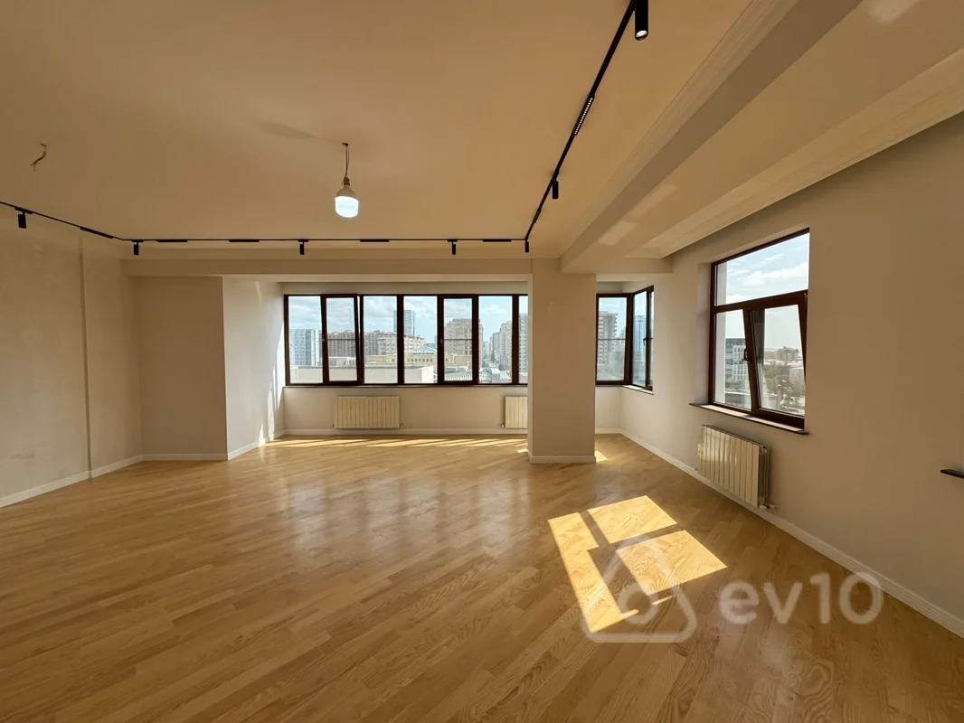 4 otaqlı mənzil, 211 m², Həsən Salmani küç — Mənzil, Bakı (3)