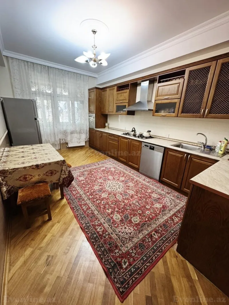 Satılır 4 otaqlı Mənzil Yeni tikili 145 m² Bakı, Yasamal r., 20 Yanvar m — Mənzil, Bakı (2)