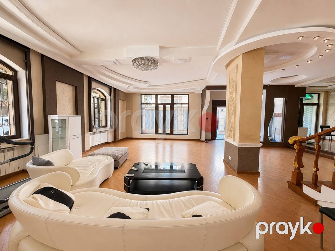 Satılır 6 otaqlı həyət evi/bağ evi 450 m² — Ev, villa, Bakı (8)