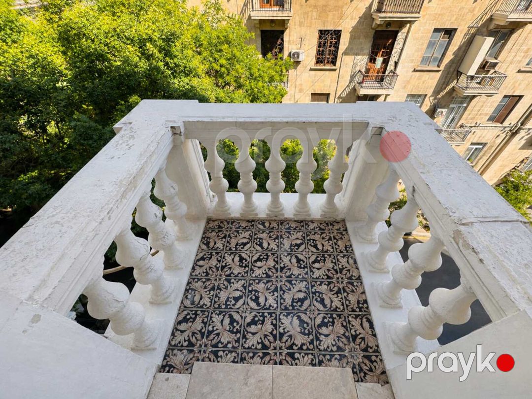 Satılır 3 otaqlı köhnə tikili 110 m² — Mənzil, Bakı (10)