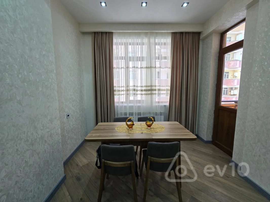 3 otaqlı mənzil, 105 m², Təbriz küçəsi — kirayə — Mənzil, Bakı (5)