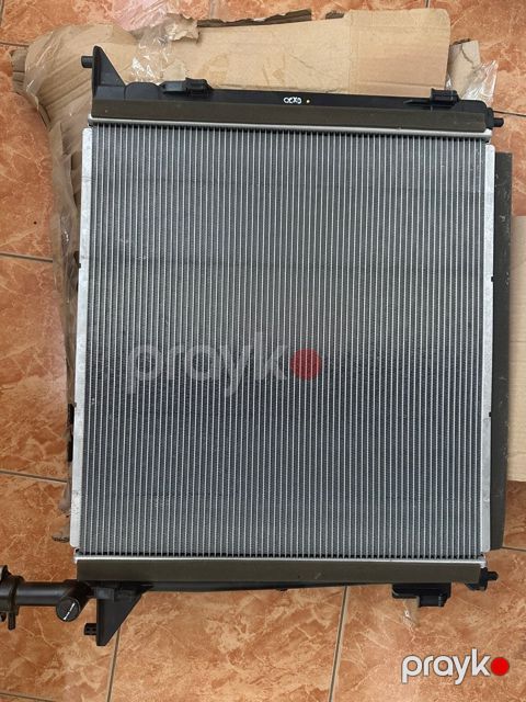 Kia Carnival radiatoru — Bakı