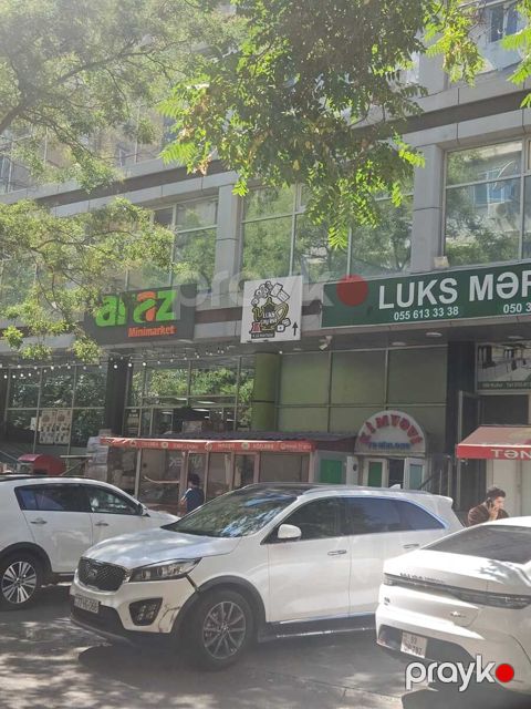 Satılır obyekt 2300 m² — Bakı