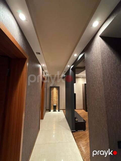 Satılır 3 otaqlı köhnə tikili 75 m² — Bakı