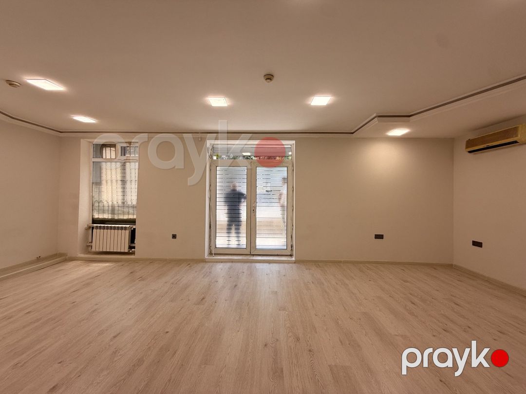 Satılır obyekt 45 m² — Əmlak, Bakı (8)