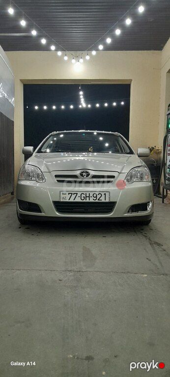 Toyota Corolla, 1.4 L, 2005 il, 333 000 km — Gəncə