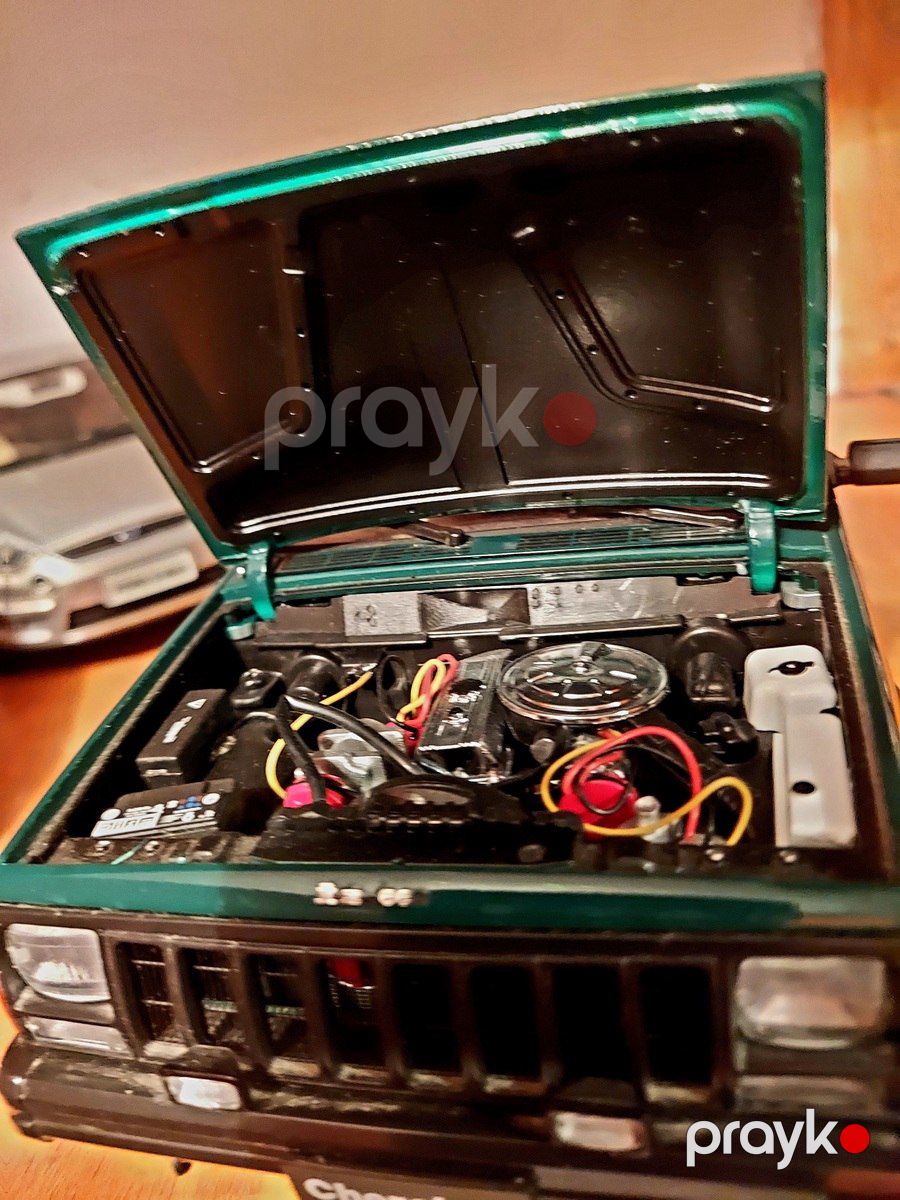 Jeep Grand Cherokee modeli — Kolleksiyalar, Bakı (2)