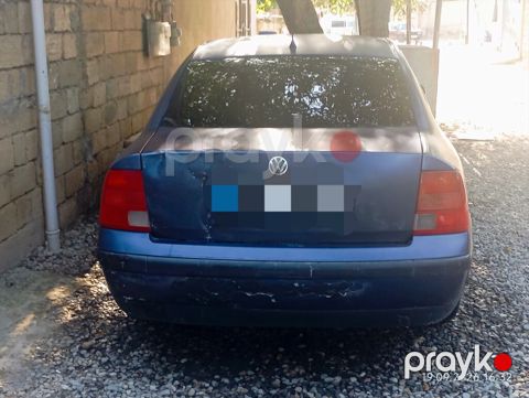 Volkswagen Passat B5 sedan - Gövdə: 4 qapılı sedan, tünd mavi rəng — Mehdiabad