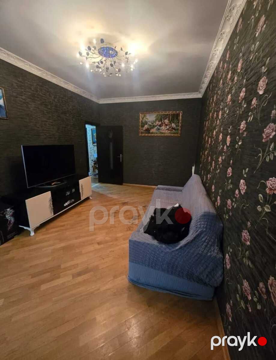 Satılır 4 otaqlı köhnə tikili 105 m² — Mənzil, Bakı (2)