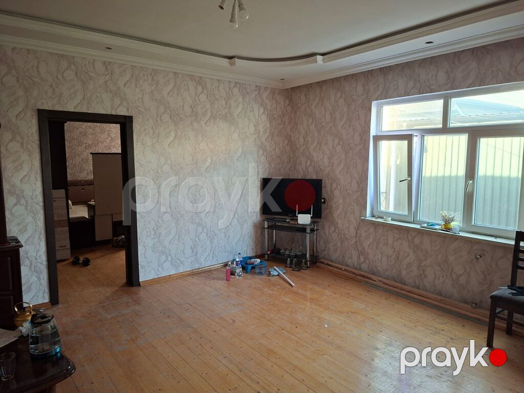 80 kv. m, 2 otaqlı, Kombi, Qaz, İşıq — Ev, villa, Bakı (5)