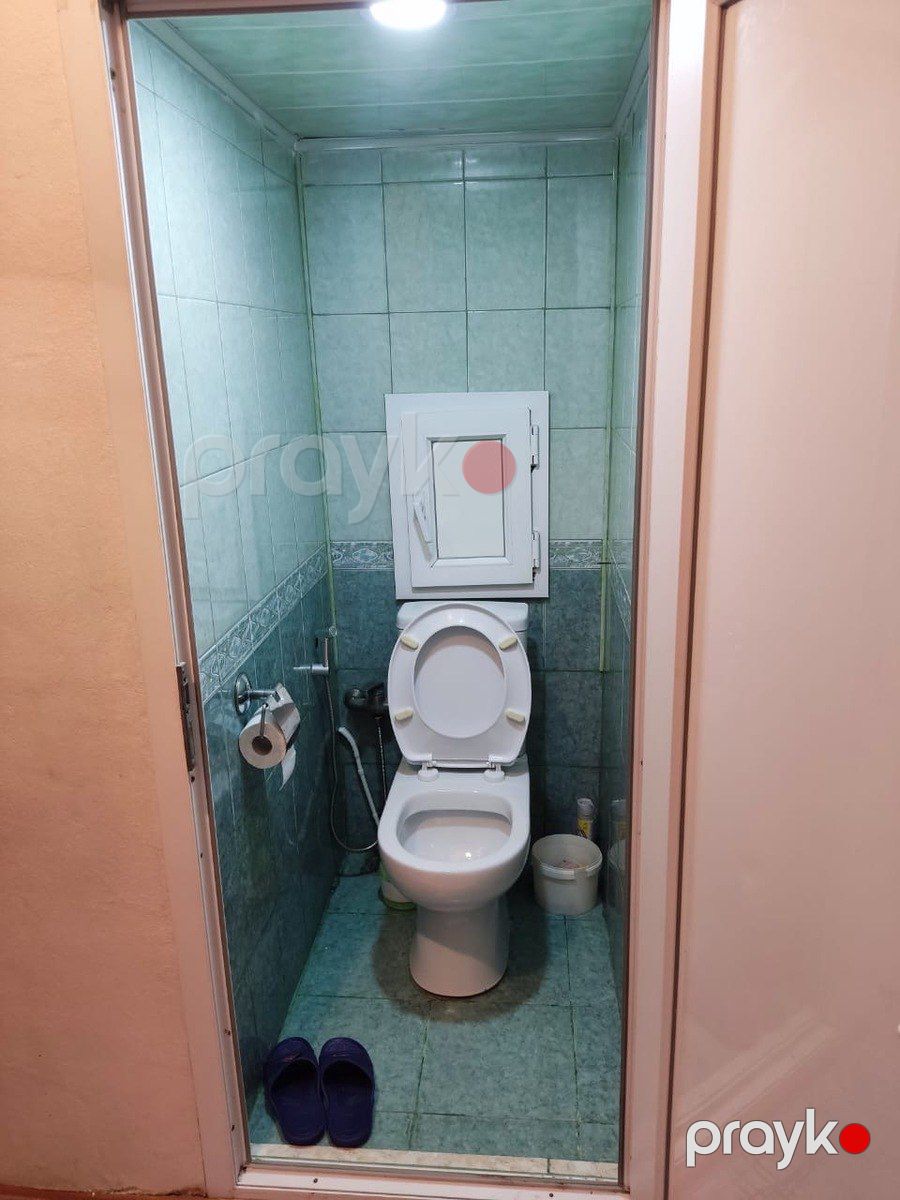 Satılır 2 otaqlı köhnə tikili 65 m² — Mənzil, Bakı (10)
