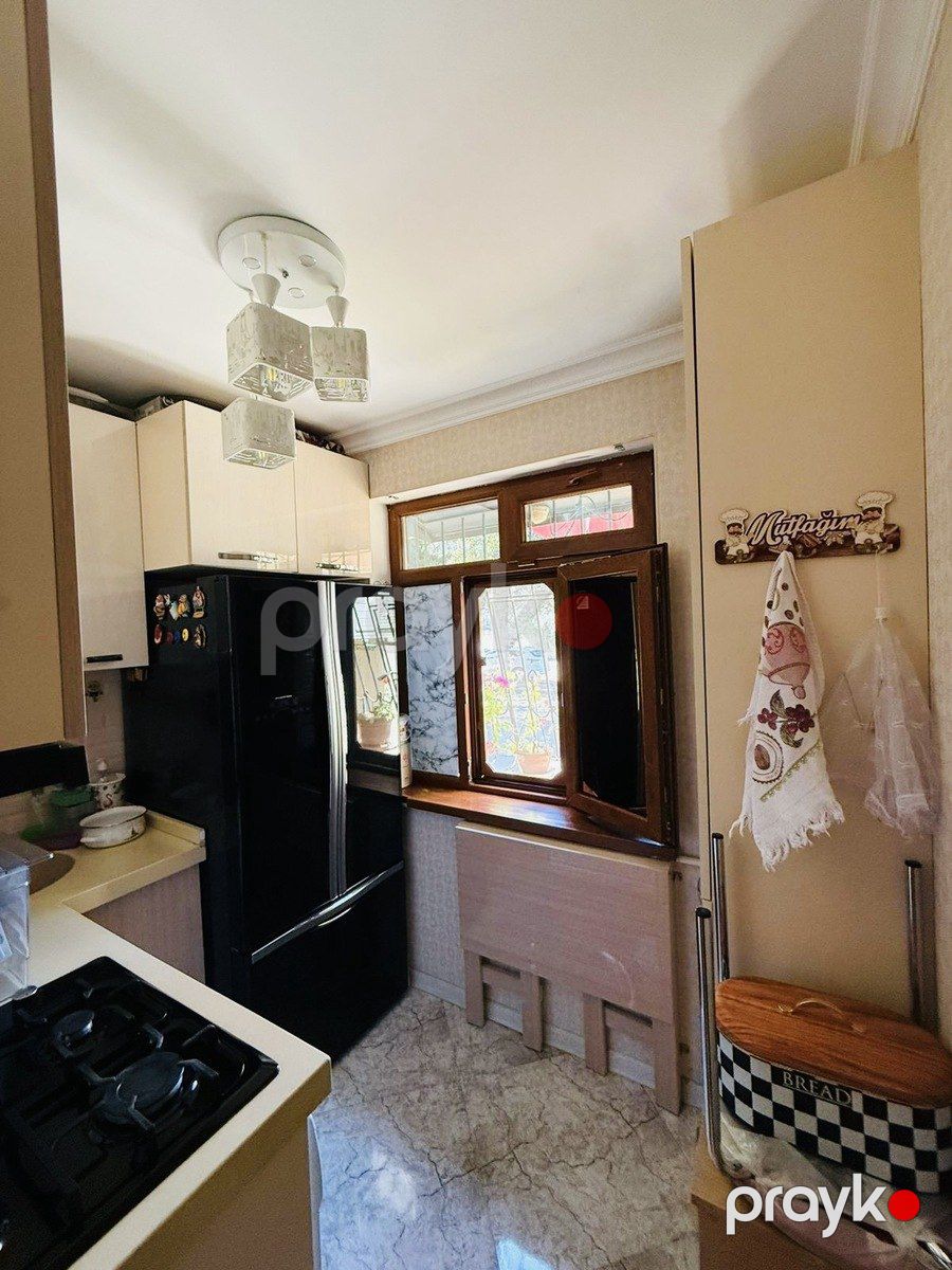 Satılır 2 otaqlı köhnə tikili 50 m² — Mənzil, Bakı (6)