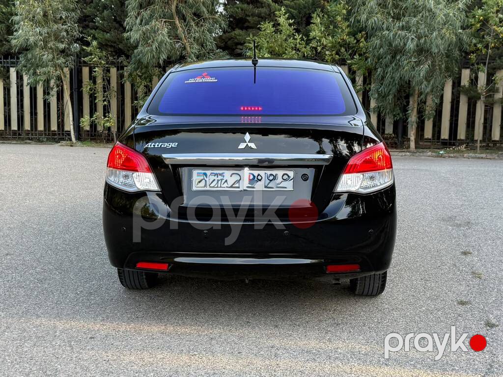 Mitsubishi Attrage, 1.2 L, 2014 il, 210 000 km — Avtomobillər, Bakı (4)
